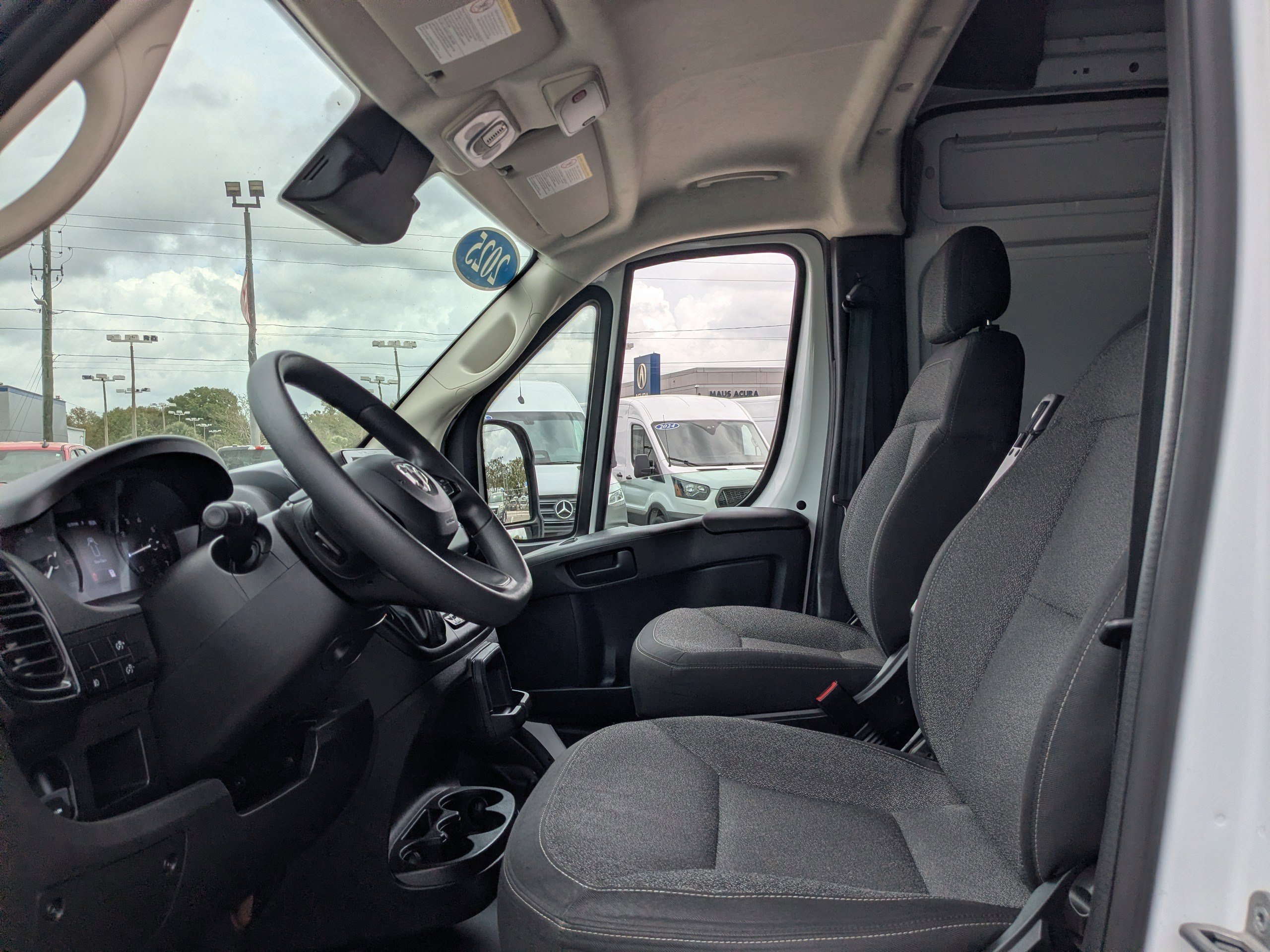 Used 2025 RAM ProMaster 2500 w/ Convenience Group image 22