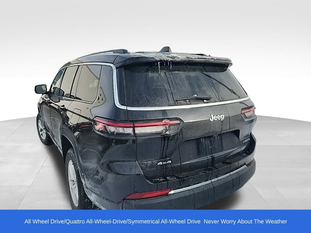 Used 2023 Jeep Grand Cherokee L Laredo image 3