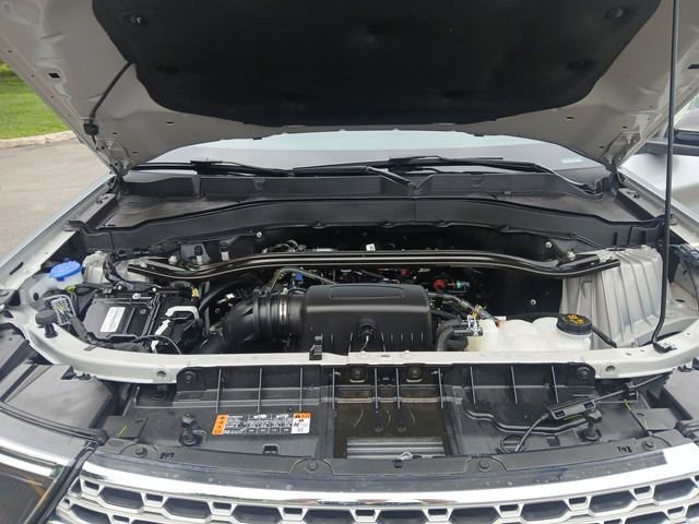Used 2023 Ford Explorer Limited w/ Limited Technology Package AWD/4WD image 27