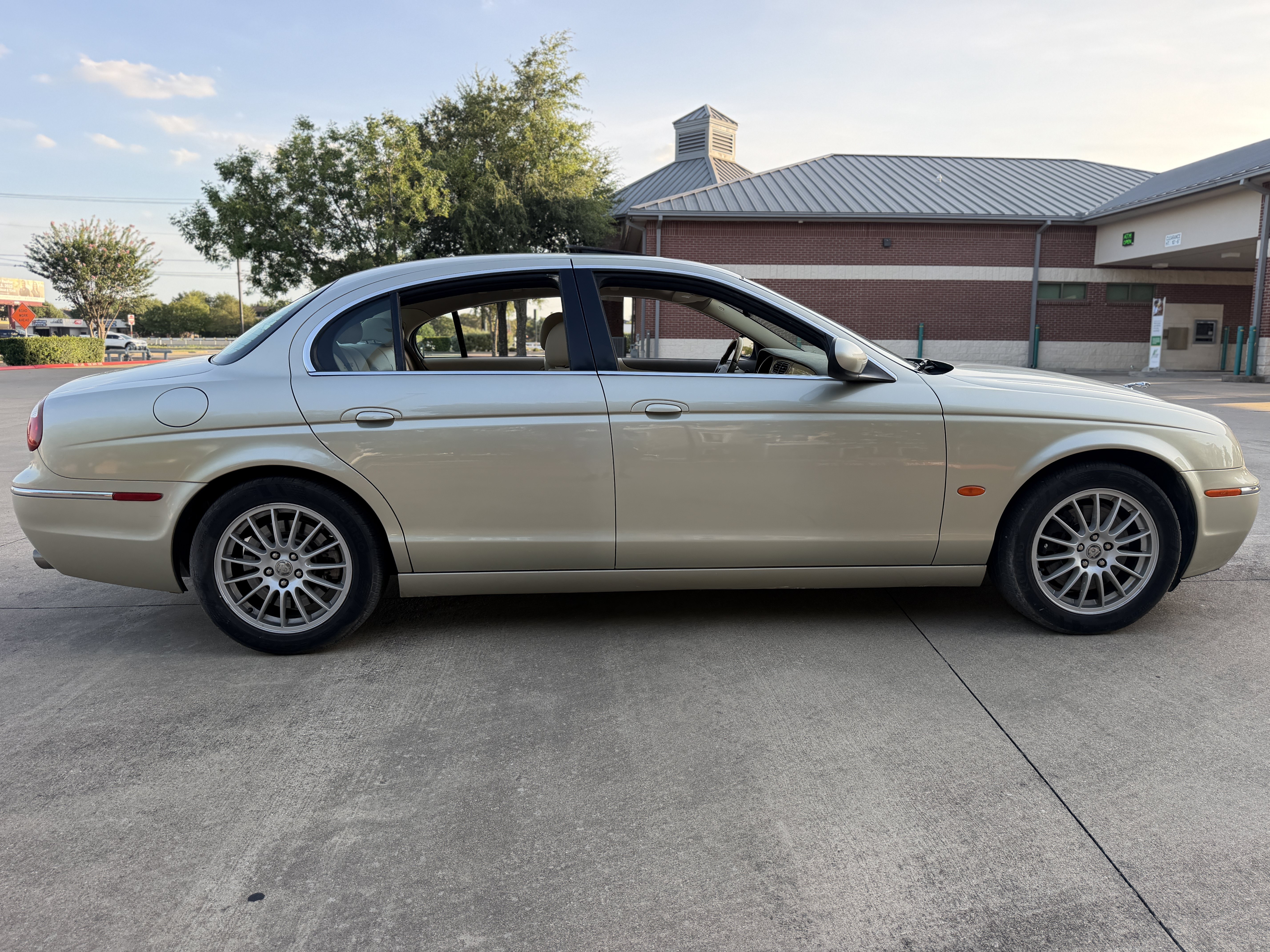 Used 2006 Jaguar S-TYPE 3.0 RWD image 8