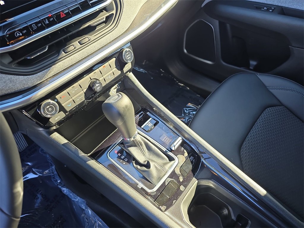 New 2026 Jeep Compass Latitude image 24