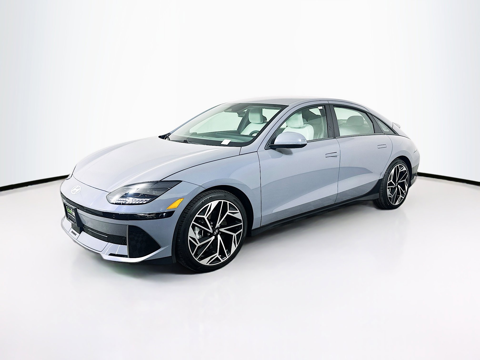 Used 2024 Hyundai Ioniq 6 SEL RWD image 3