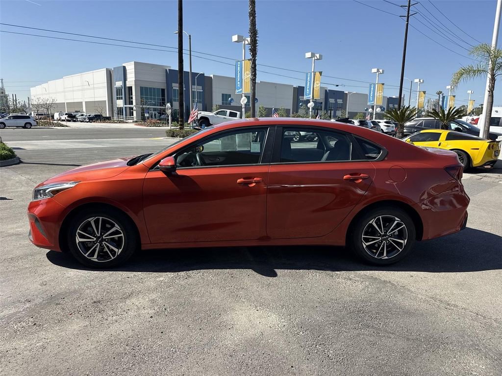 Used 2023 Kia Forte LXS w/ LXS Technology Package image 5