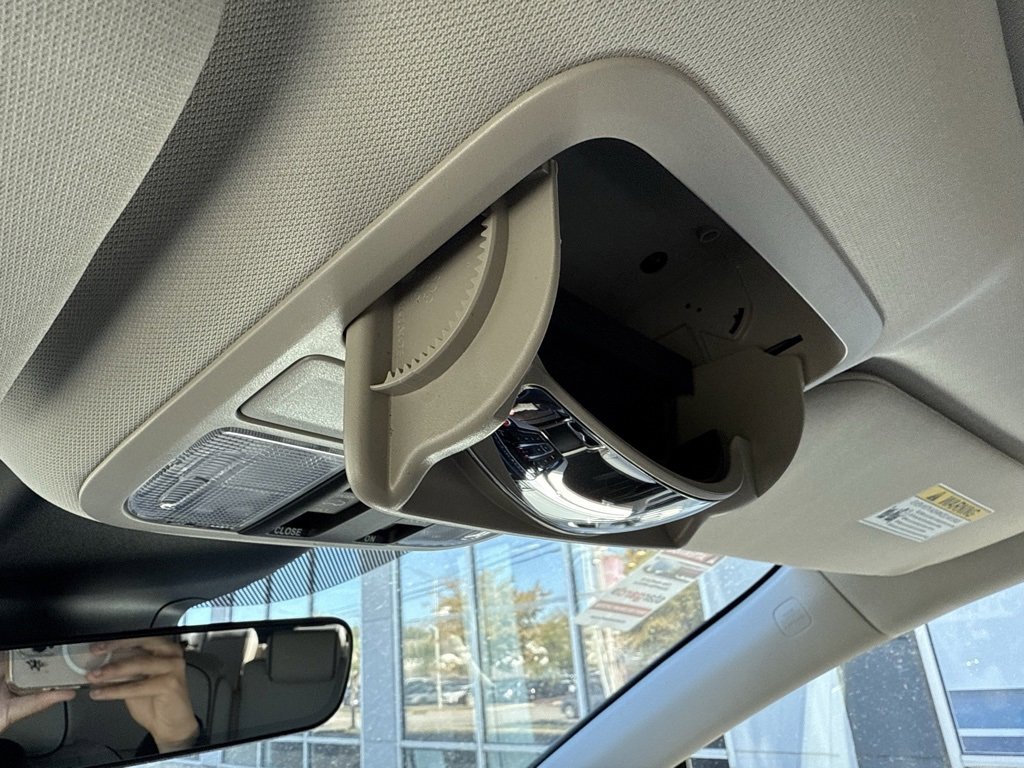 New 2026 Honda Odyssey Touring image 25
