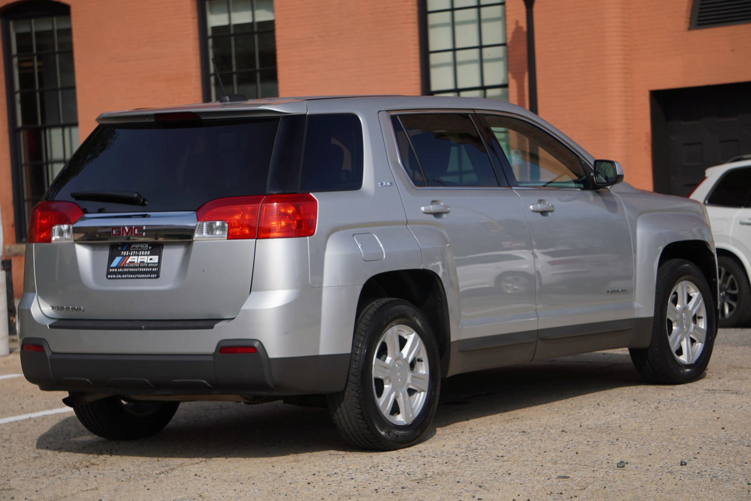 Used 2015 GMC Terrain SLE image 15