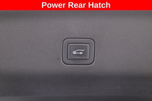 Used 2023 Chevrolet Tahoe Z71 w/ Z71 Off-Road Package AWD/4WD image 34