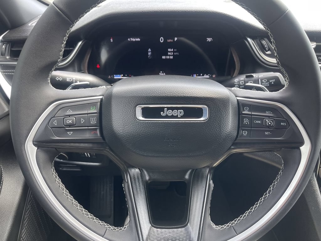 New 2026 Jeep Grand Cherokee Laredo AWD/4WD image 18