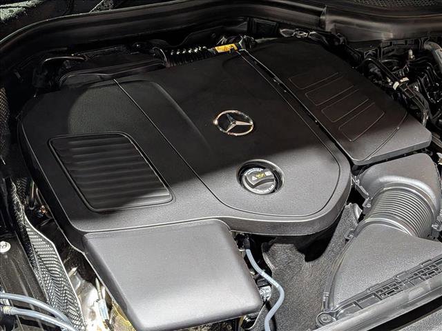 New 2026 Mercedes-Benz GLC 300 image 16