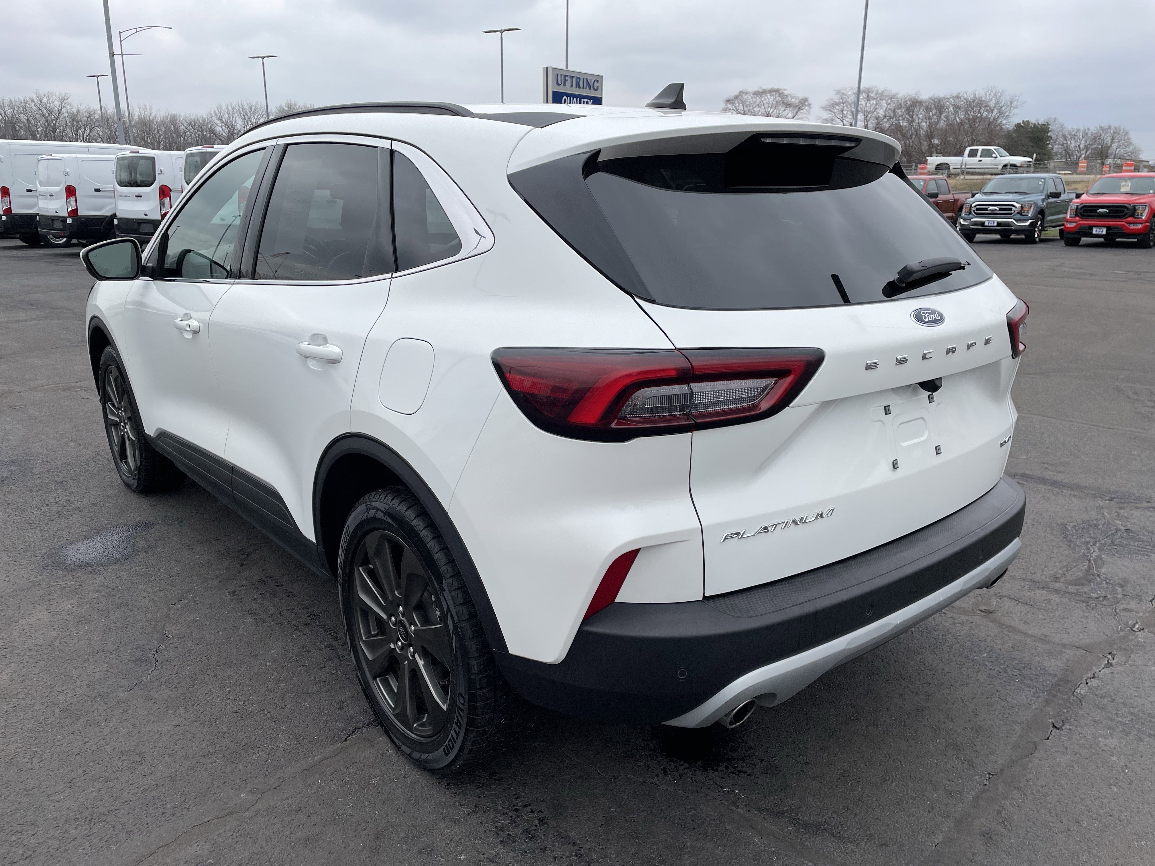 Used 2024 Ford Escape Platinum image 3