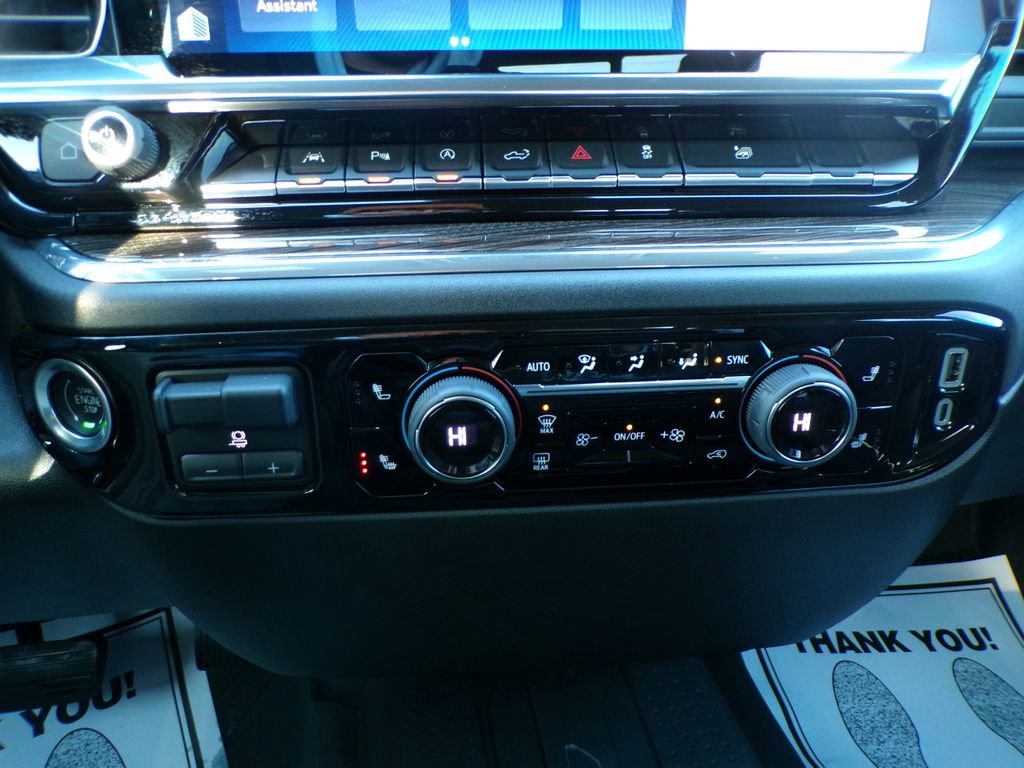 Used 2024 Chevrolet Silverado 1500 LT w/ Safety Package AWD/4WD image 30