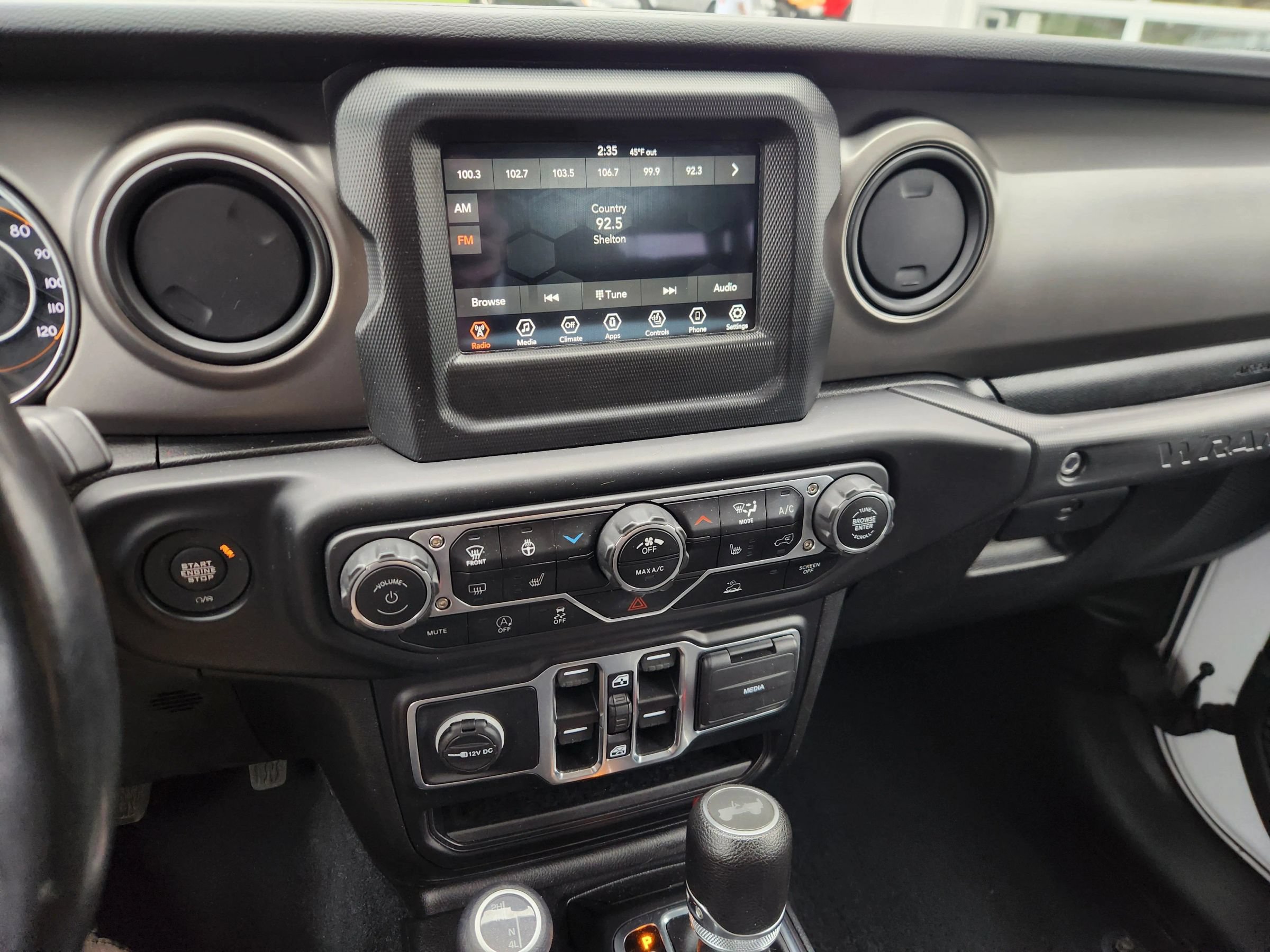 Used 2022 Jeep Wrangler Unlimited Sport AWD/4WD image 32