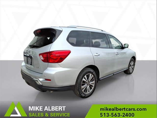 Used 2020 Nissan Pathfinder S image 7