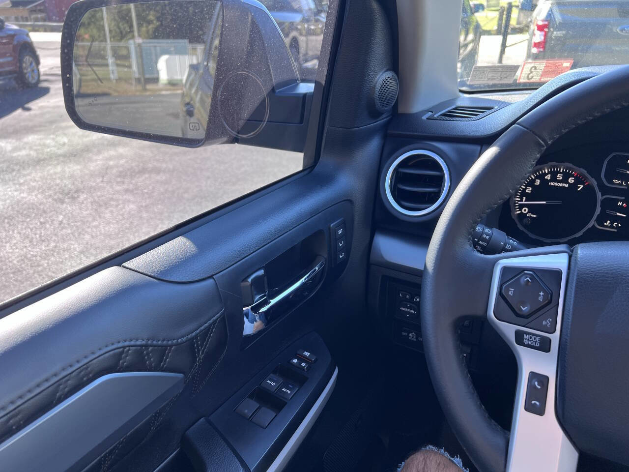 Used 2020 Toyota Tundra Platinum image 13