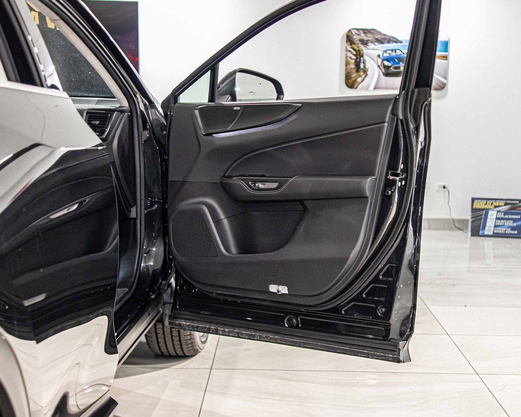 Used 2025 Lexus NX 450h+ AWD w/ Luxury Package image 38