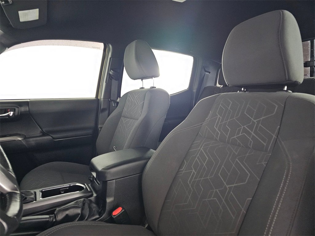 Used 2016 Toyota Tacoma TRD Off-Road image 26