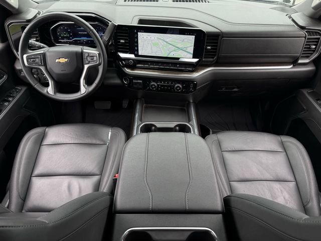 Used 2025 Chevrolet Silverado 3500 LT AWD/4WD image 10