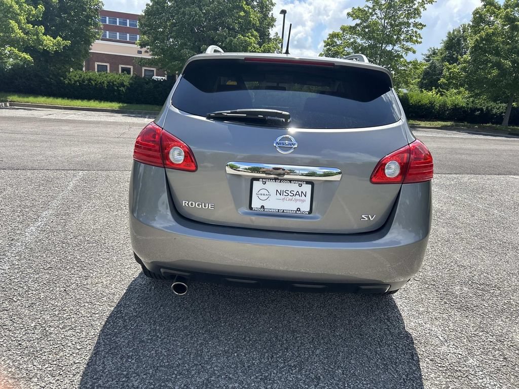 Used 2012 Nissan Rogue SV FWD image 6