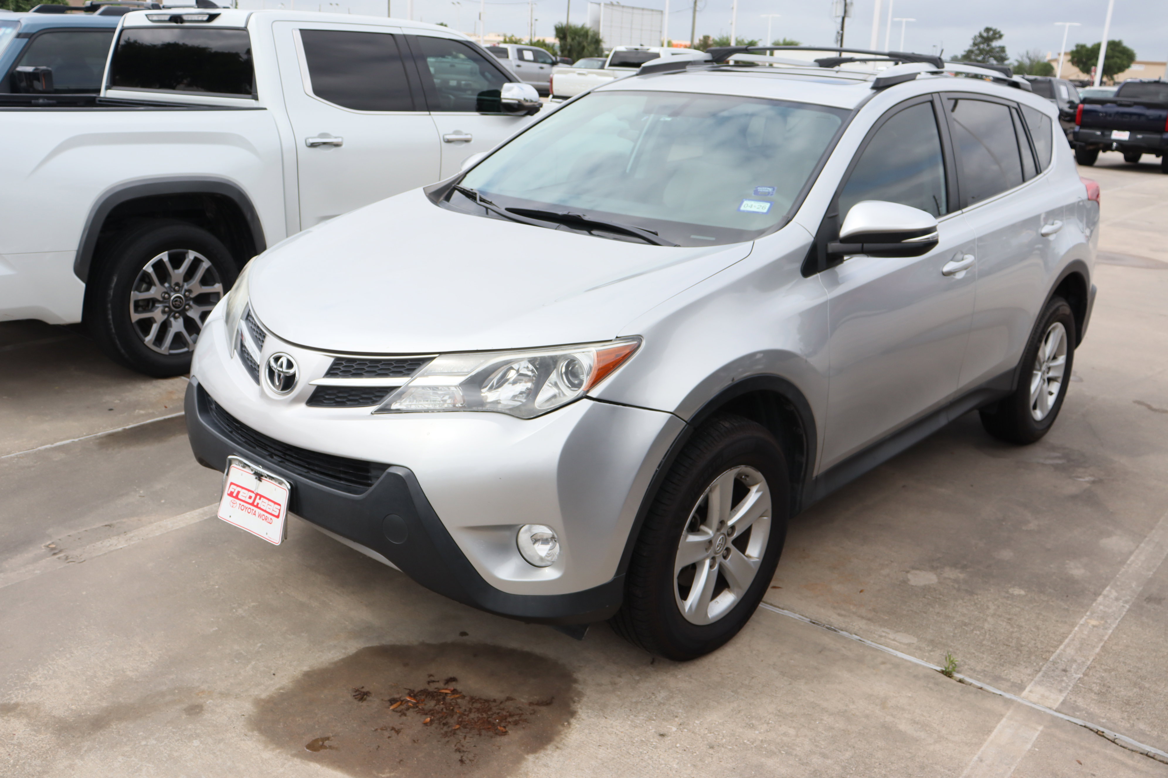 Used 2014 Toyota RAV4 XLE image 3