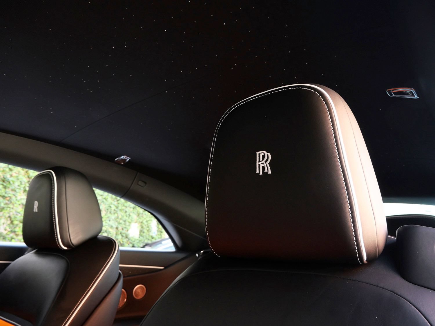 Used 2024 Rolls-Royce Spectre w/ Leather Finishing Pack AWD/4WD image 10