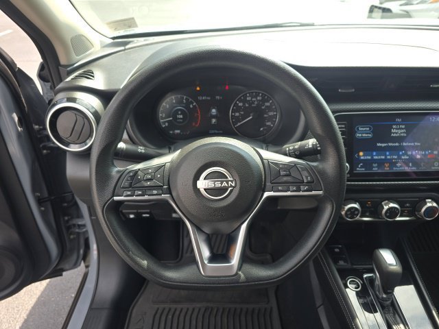 Used 2024 Nissan Kicks SV FWD image 17