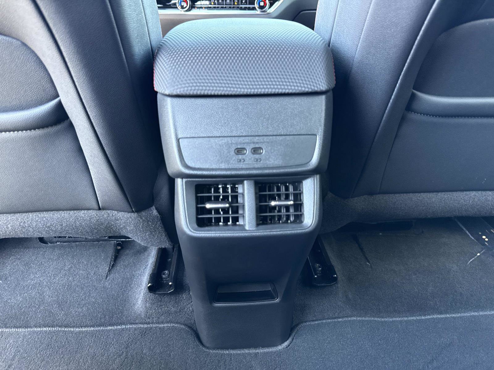 Used 2025 Chevrolet Equinox RS image 29