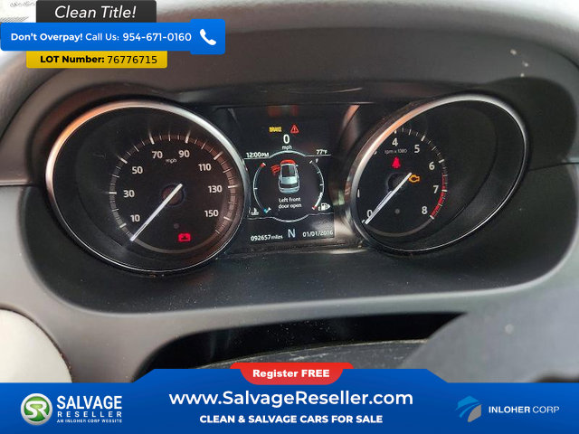 Used 2019 Land Rover Discovery Sport SE AWD/4WD image 12