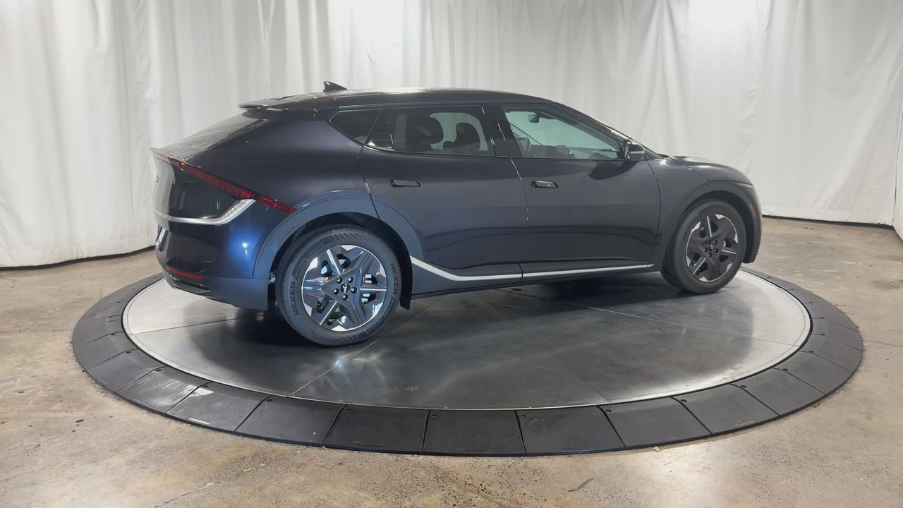 New 2025 Kia EV6 Light image 9