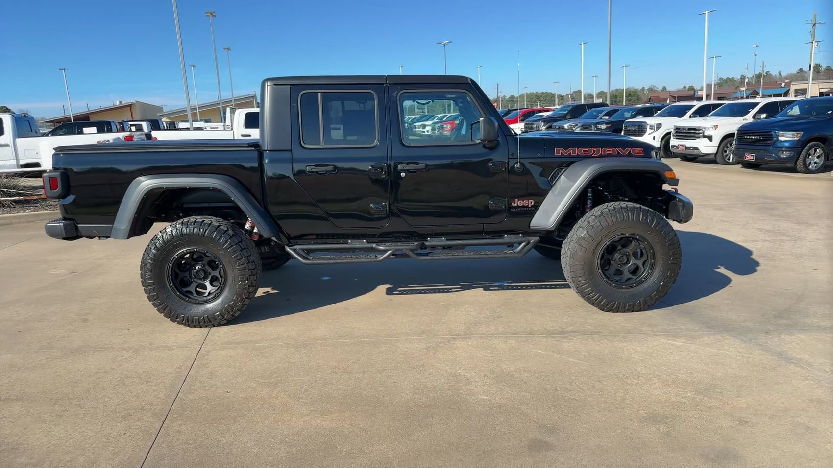 Used 2022 Jeep Gladiator Mojave w/ Trailer Tow Package image 8