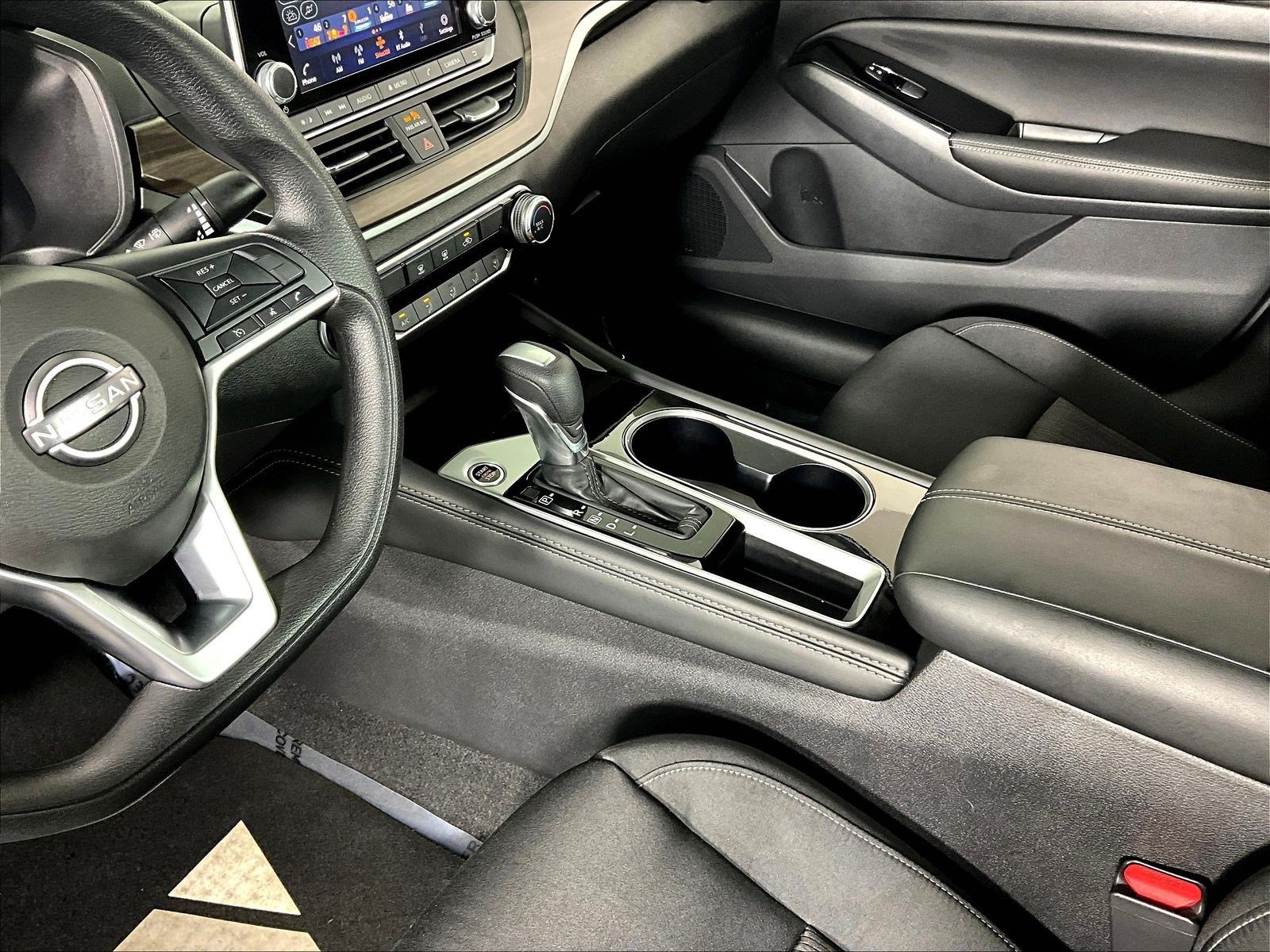 Certified 2023 Nissan Altima 2.5 SV FWD image 18