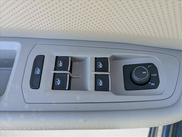 New 2026 Volkswagen Atlas SE FWD image 10