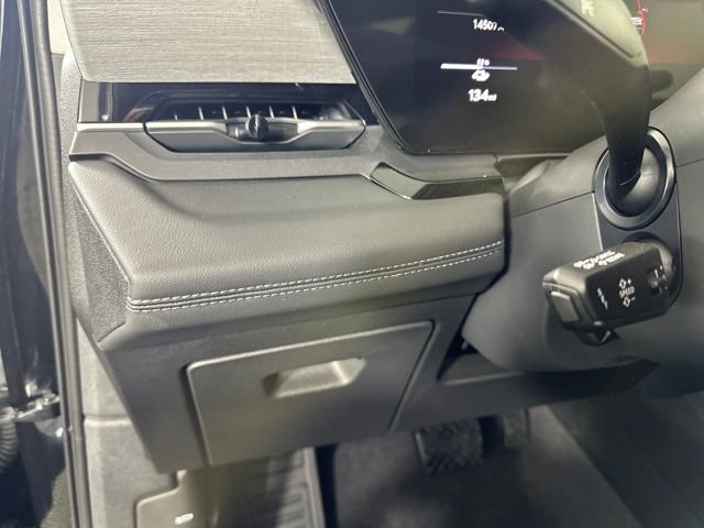 Used 2025 Audi Q6 e-tron Premium Plus image 19