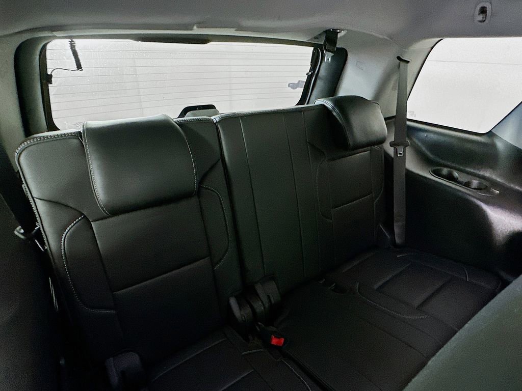 Used 2020 GMC Yukon Denali w/ Denali Premium Package image 29