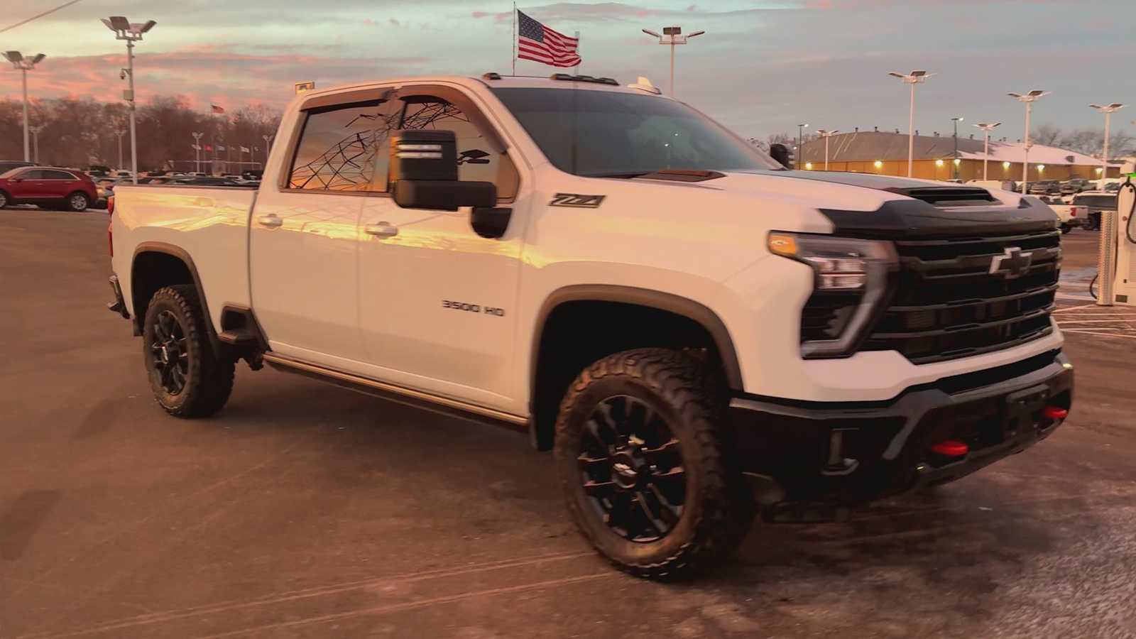 Used 2025 Chevrolet Silverado 3500 LTZ image 8