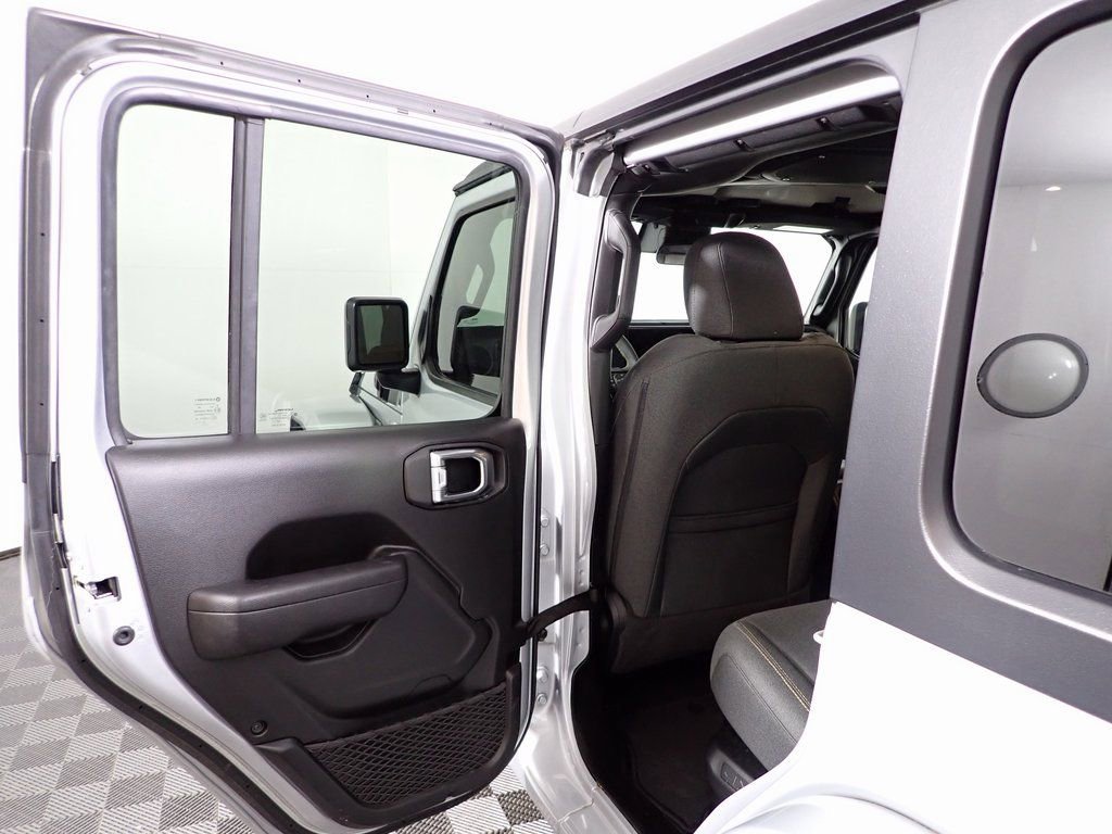 Used 2024 Jeep Wrangler Unlimited w/ Convenience Group image 26