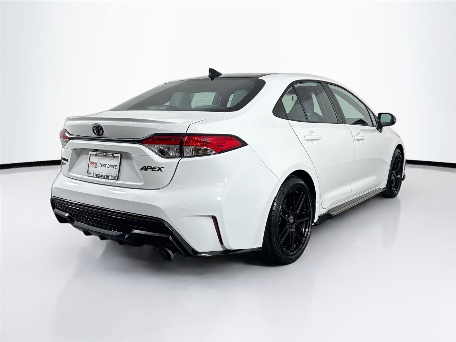 Certified 2022 Toyota Corolla SE w/ Carpet Mat Package (TMS) image 2