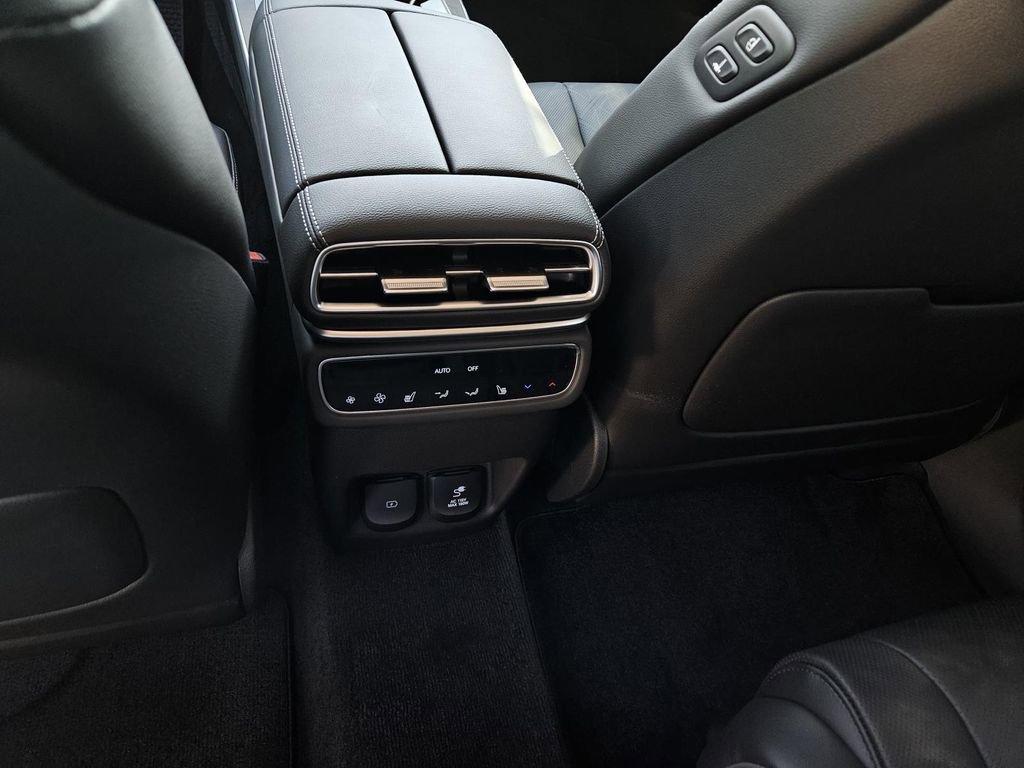 New 2026 Genesis GV80 2.5T Prestige image 18