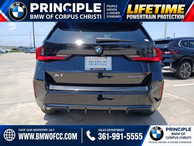 New 2026 BMW X1 xDrive28i w/ Technology Package AWD/4WD image 9