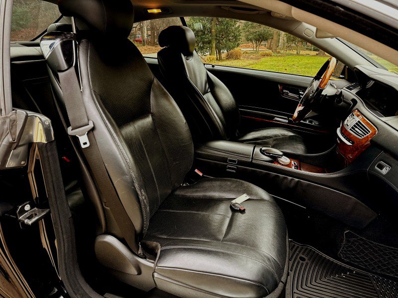 Used 2010 Mercedes-Benz CL 550 4MATIC image 28