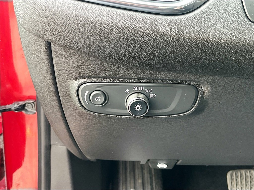 Used 2024 Chevrolet Equinox RS w/ LPO, Floor Liner Package image 10