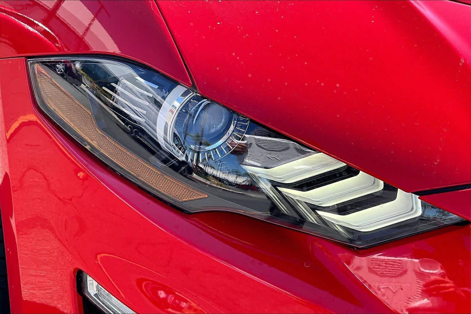 Used 2019 Ford Mustang Coupe w/ Equipment Group 101A RWD image 27
