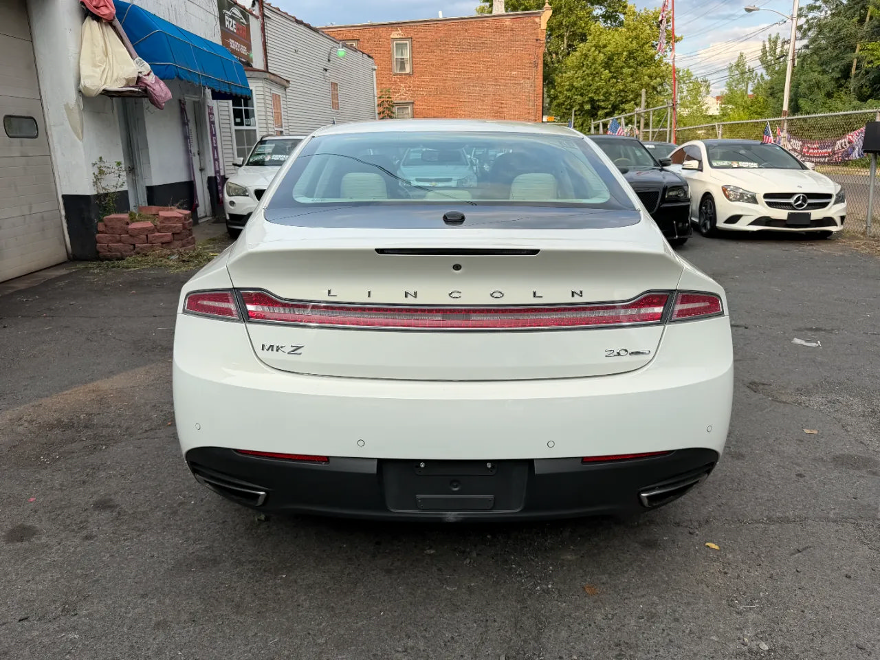 Used 2013 Lincoln MKZ FWD image 10