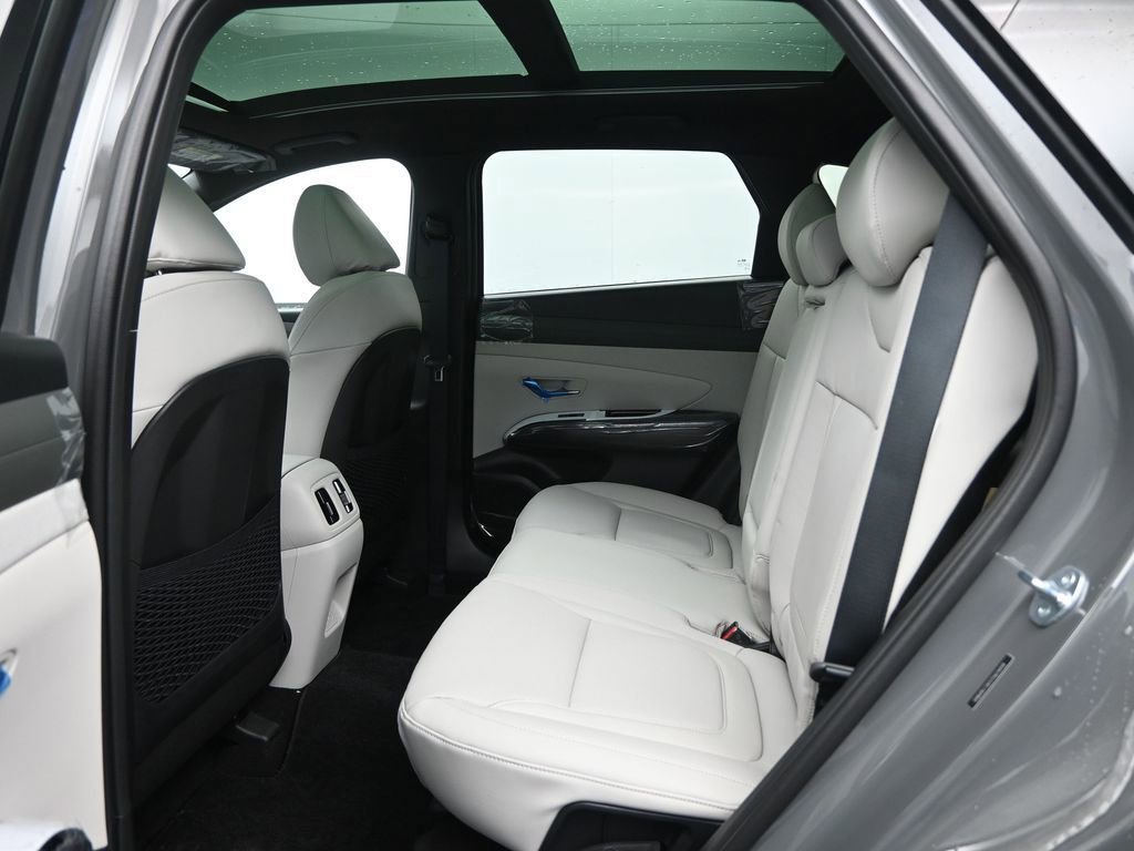 New 2026 Hyundai Tucson Limited image 30
