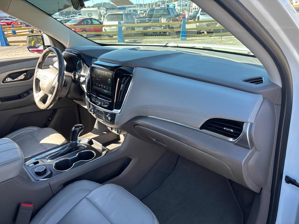 Used 2019 Chevrolet Traverse LT FWD image 30