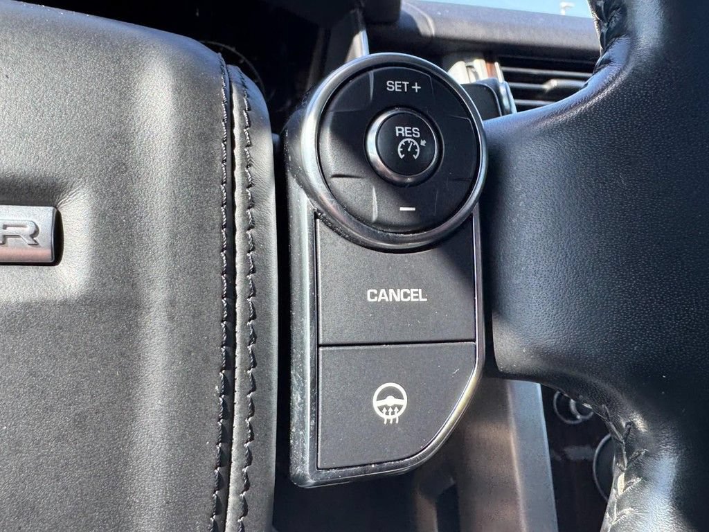 Used 2017 Land Rover Range Rover HSE AWD/4WD image 20