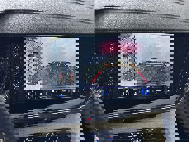 Used 2023 Buick Envision Avenir image 15