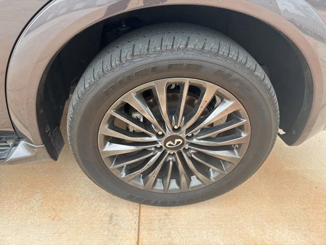 Certified 2024 INFINITI QX80 Premium Select w/ Cargo Package image 8