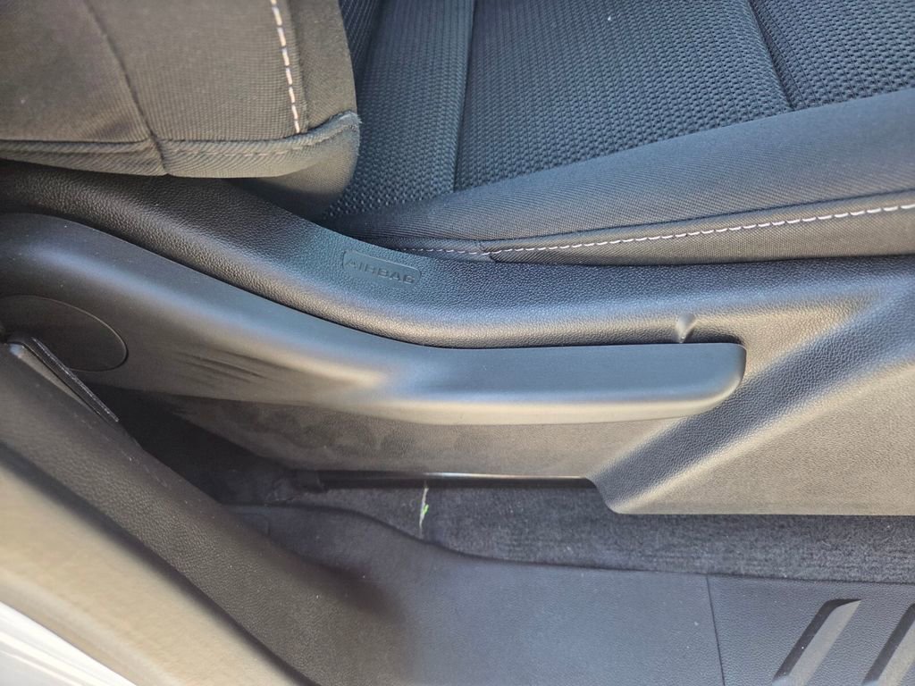 Certified 2024 Chevrolet Colorado LT w/ LT Convenience Package image 15