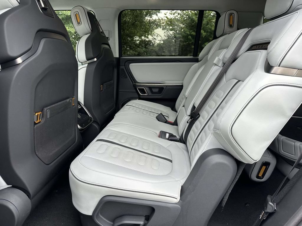 Used 2023 Rivian R1S Adventure AWD/4WD image 10