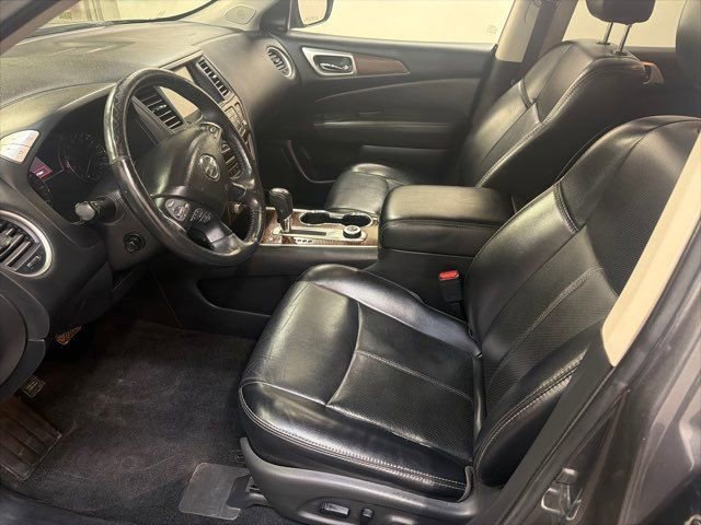 Used 2019 Nissan Pathfinder Platinum image 13