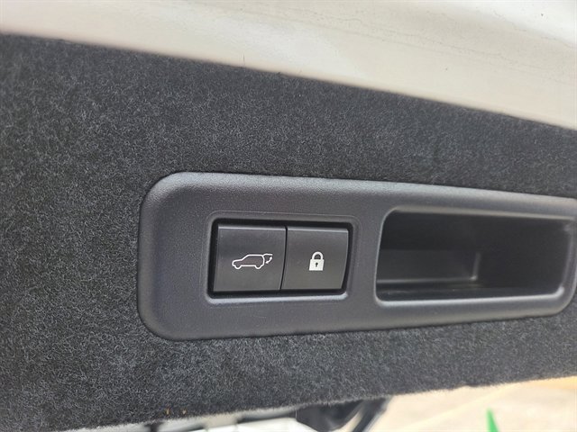 Used 2020 Lexus RX 450hL AWD w/ Premium Package image 15